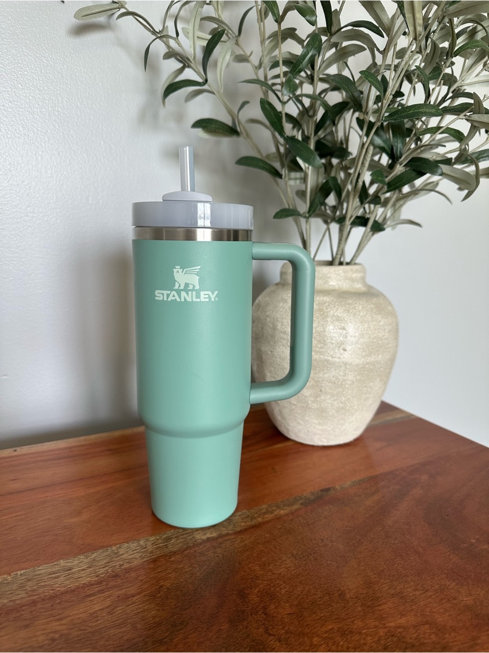 Stanley Travel Tumbler 30oz with Straw